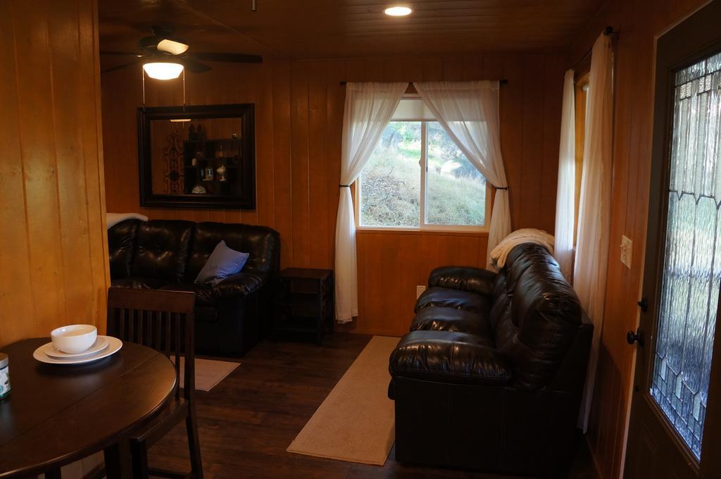 ホテルBandy Canyon Ranch エスコンディド 部屋 写真